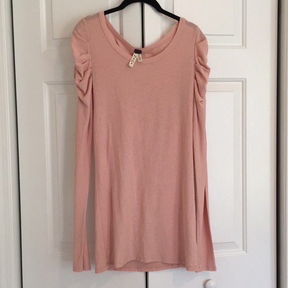 Free People Tops - Free People We The Free Puff Sleeve Tunic Top XL